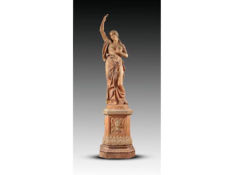 Statue einer anmutigen Tänzerin aus Terrakotta